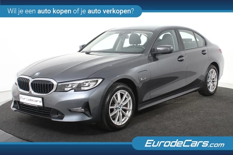 BMW 3 Serie 320e *1ste Eigenaar*Navigatie*Trekhaak*Camera*DAB*