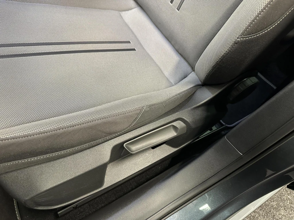 SEAT Leon – foto 20
