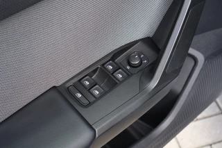 SEAT Leon – thumbnail 33
