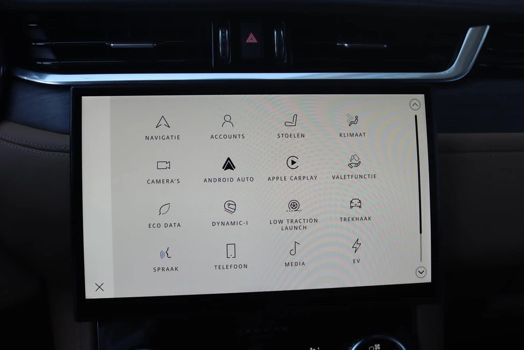 Jaguar F-PACE – foto 33