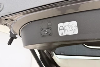 Ford Kuga – thumbnail 13