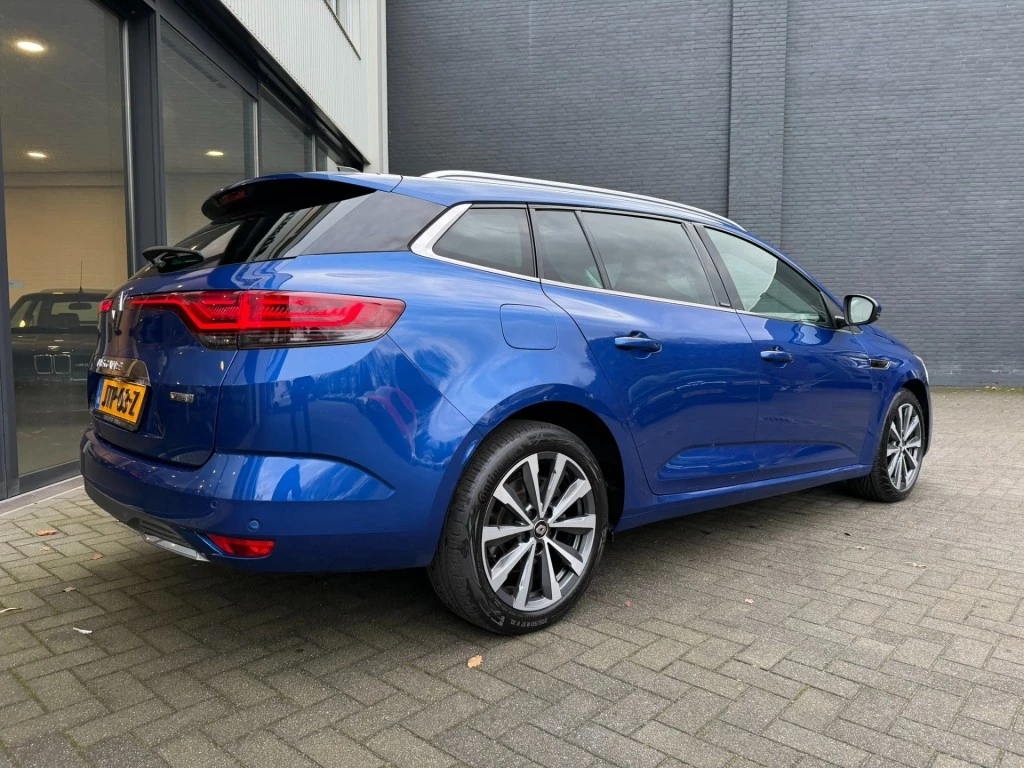 Renault Megane E-Tech – foto 7