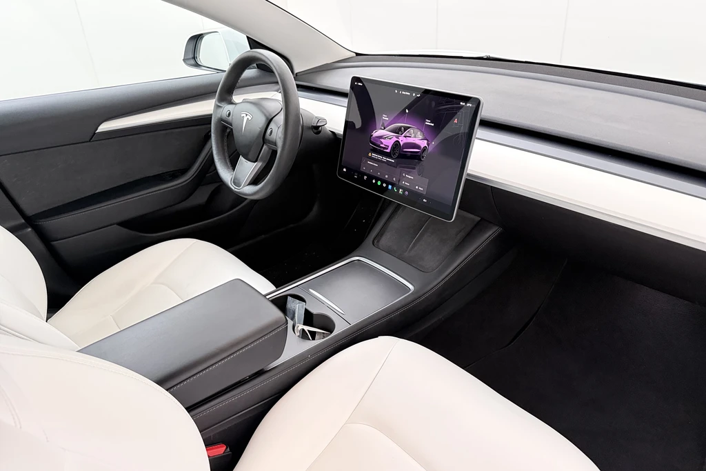 Tesla Model 3 – foto 15