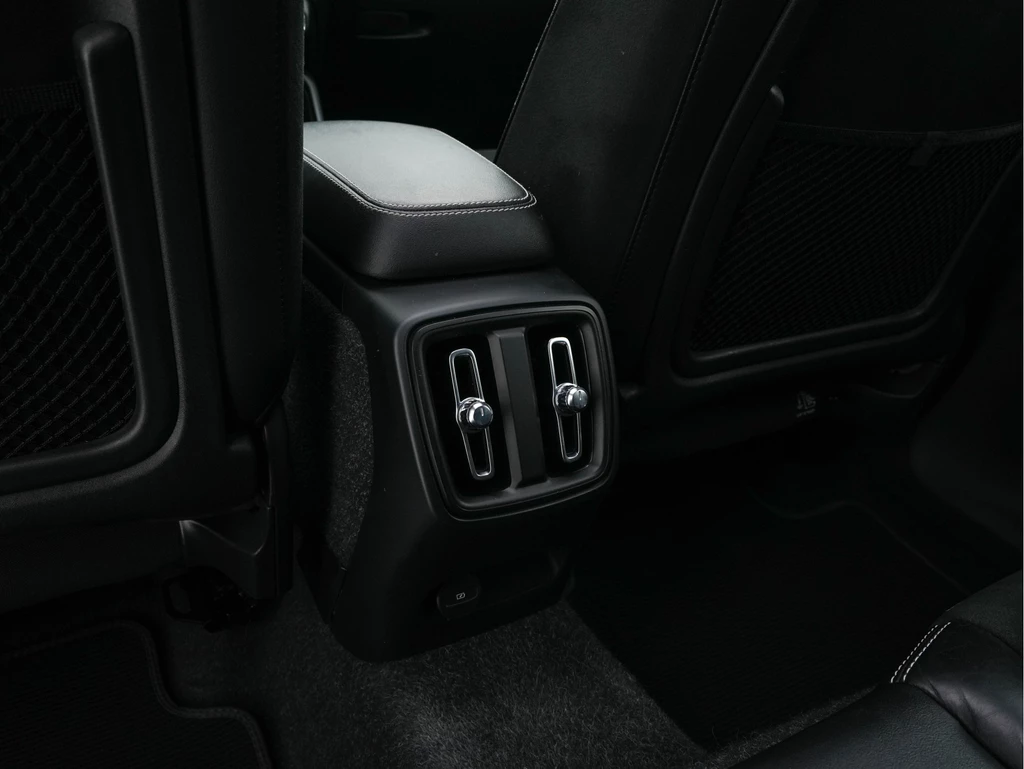 Volvo XC40 – foto 26