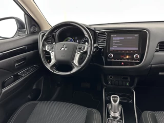 Mitsubishi Outlander – thumbnail 8