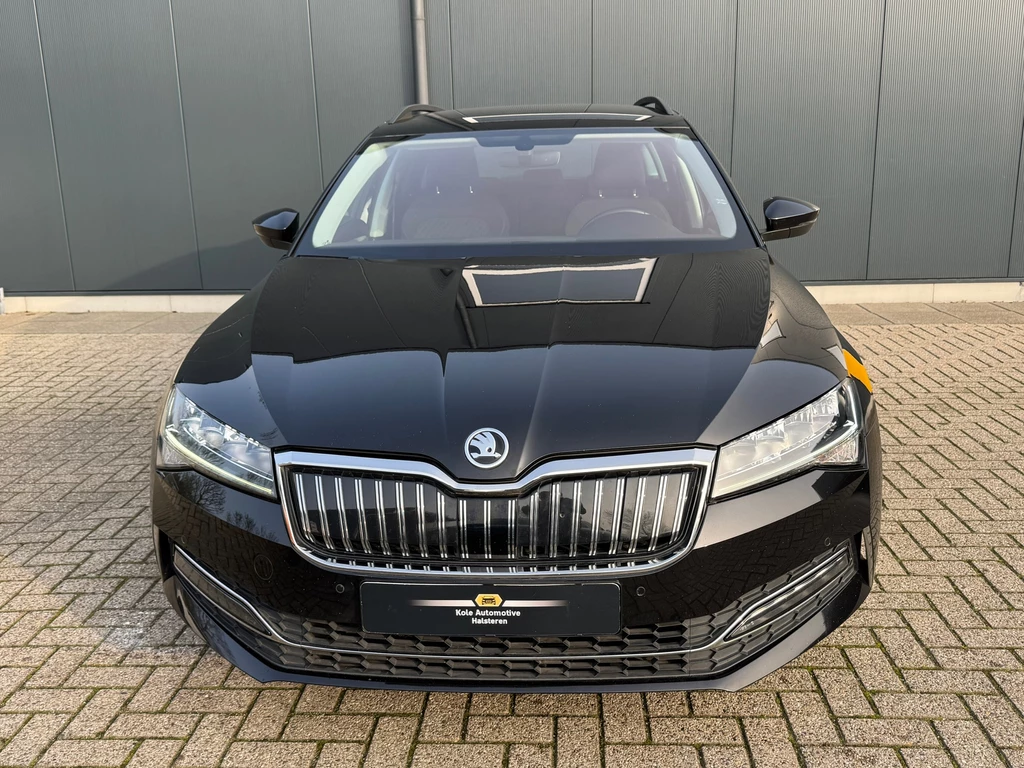 Škoda Superb – foto 9