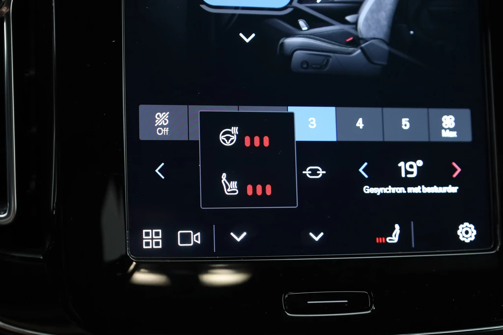 Volvo XC40 – foto 17