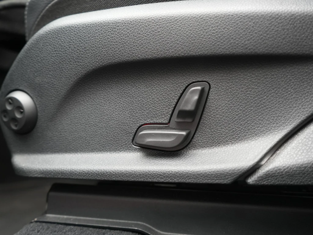 Mercedes-Benz GLC – foto 28
