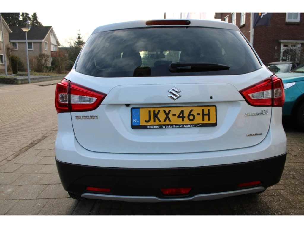Suzuki S-Cross – foto 4