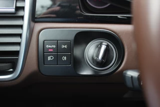 Porsche Cayenne – thumbnail 37