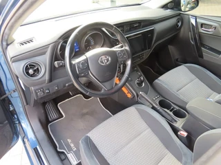 Toyota Auris – thumbnail 10