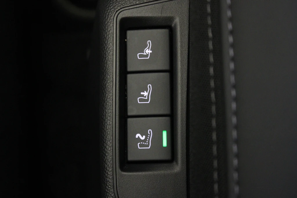 Peugeot 208 – foto 9