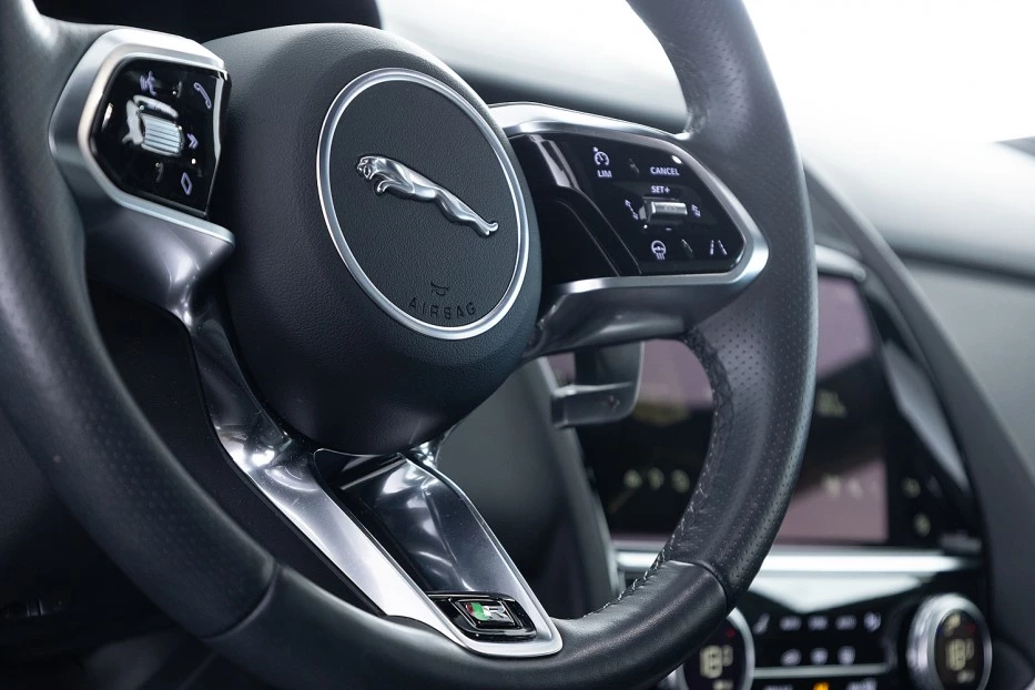 Jaguar E-PACE – foto 28