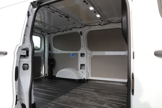 Ford Transit Custom – thumbnail 17