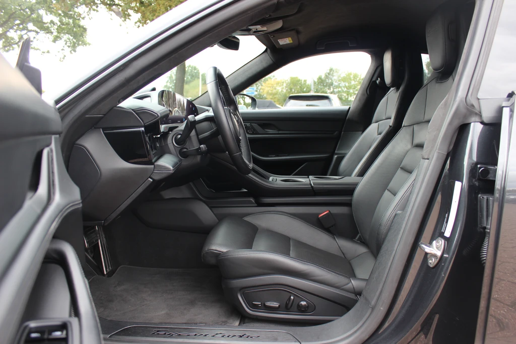Porsche Taycan – foto 13