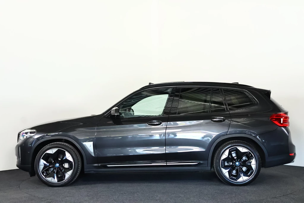 BMW iX3 – foto 2