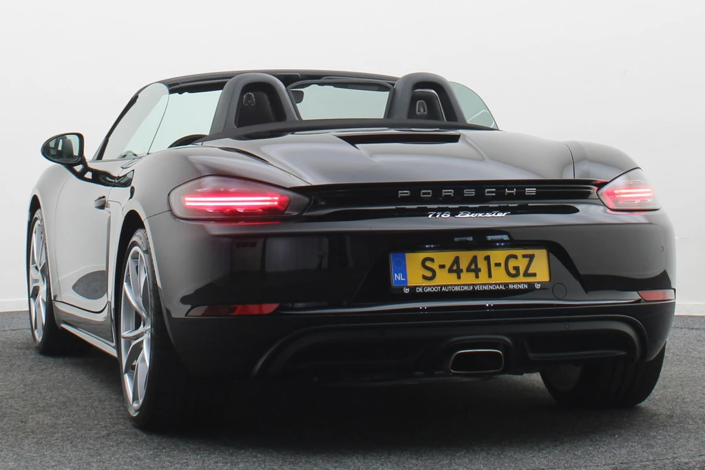 Porsche 718 – foto 6