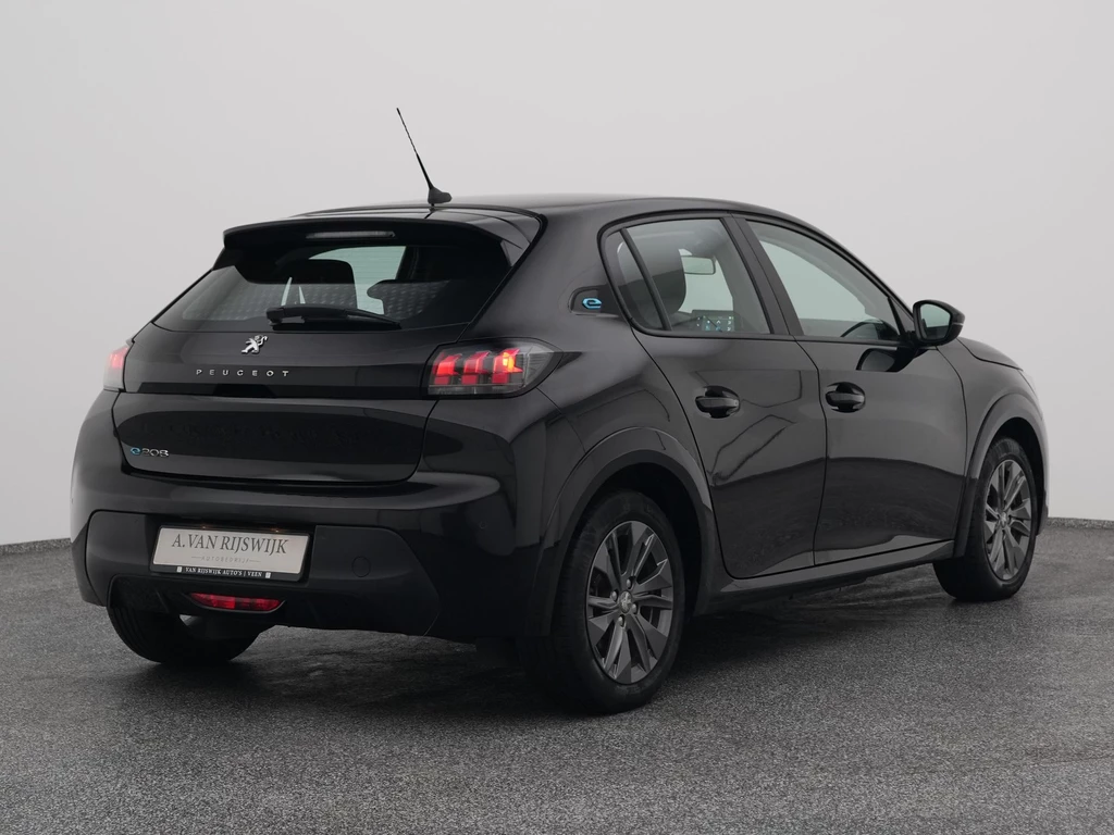 Peugeot e-208 – foto 12
