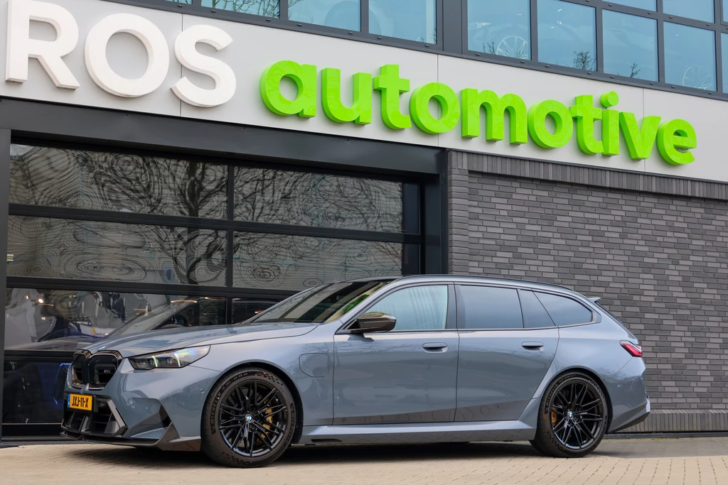 BMW M5 – foto 2