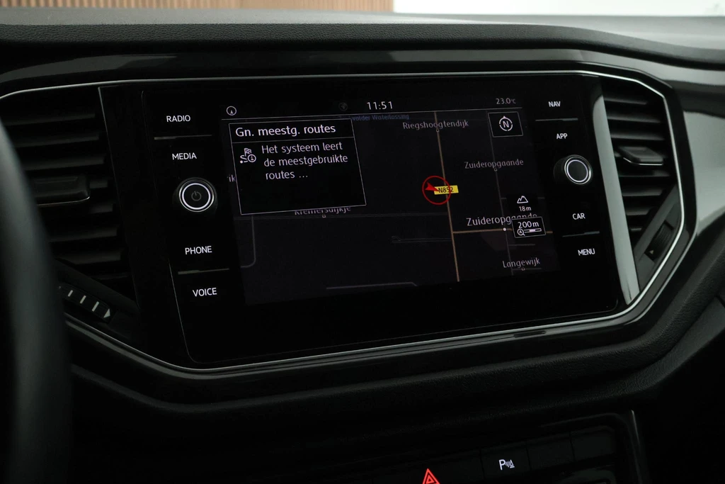Volkswagen T-Roc – foto 18