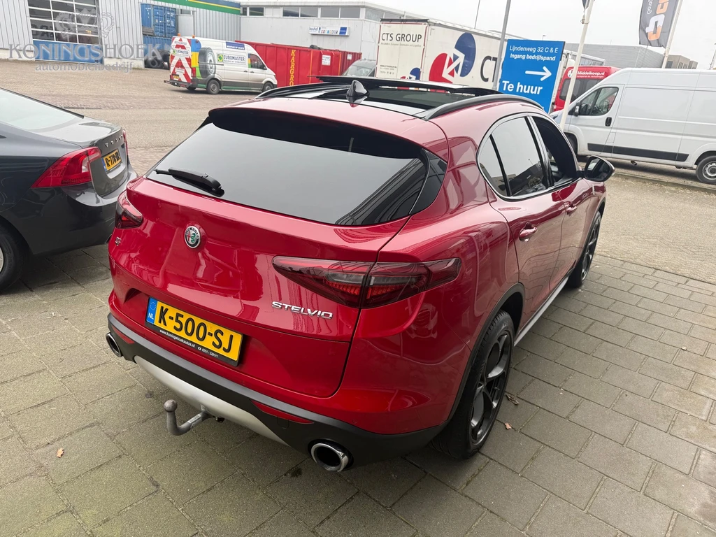 Alfa Romeo Stelvio – foto 4