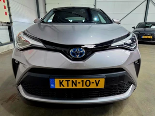 Toyota C-HR – thumbnail 12