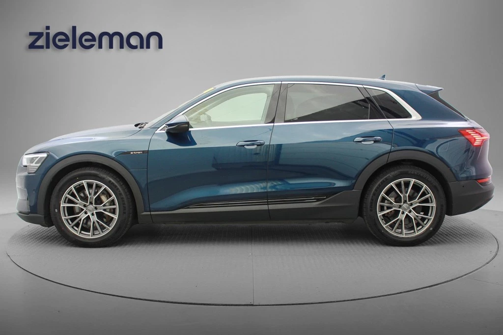 Audi e-tron – foto 2