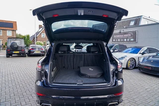 Porsche Cayenne – thumbnail 17