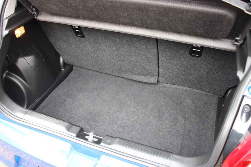 Suzuki Swift – foto 13