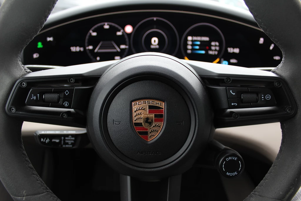 Porsche Taycan – foto 35