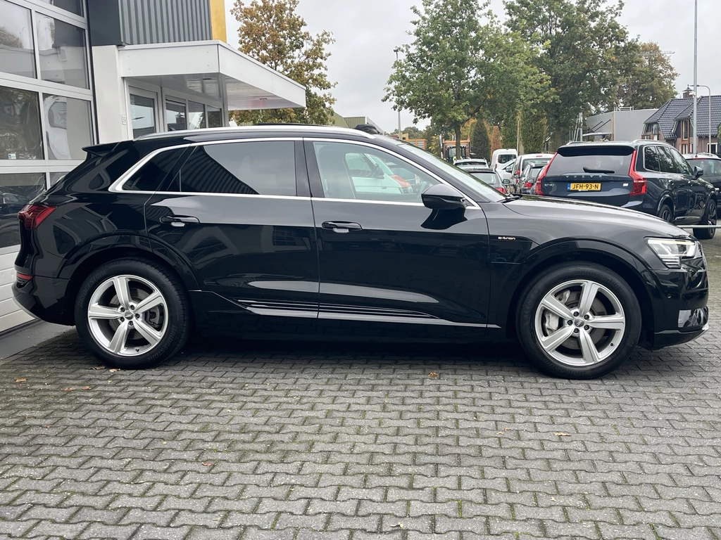 Audi e-tron – foto 6