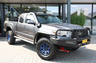 Toyota Hilux – thumbnail 6