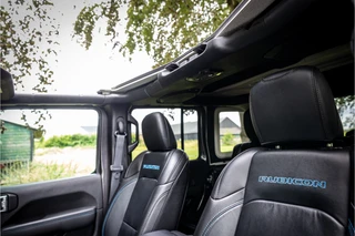 Jeep Wrangler – thumbnail 14