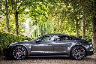 Porsche Taycan – thumbnail 5