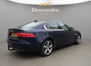 Jaguar XE – thumbnail 5