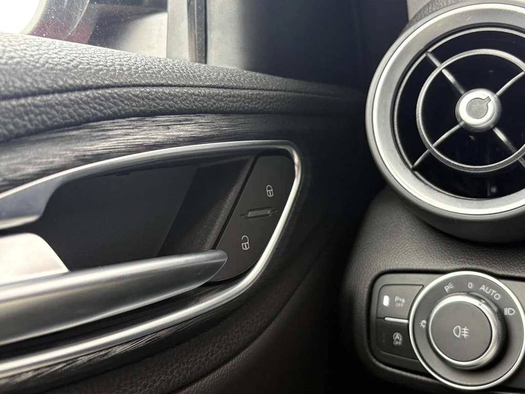 Alfa Romeo Giulia – foto 30