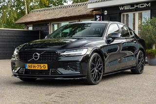 Volvo S60 – thumbnail 2