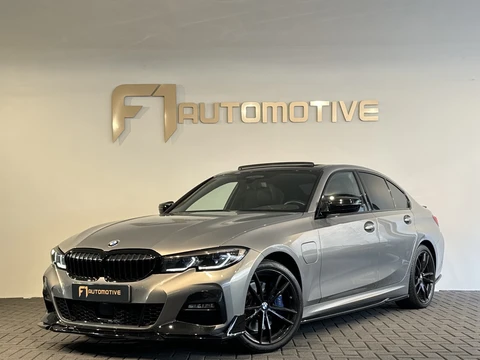 BMW 3-serie 330e High Executive Pano|Laser|Maxton|Kleppensysteem