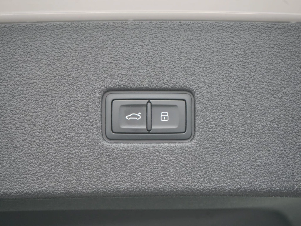 Audi RSQ8 – foto 69