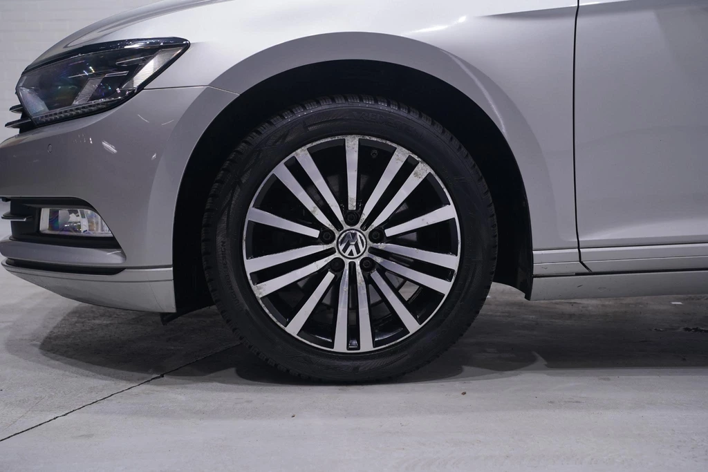 Volkswagen Passat – foto 12