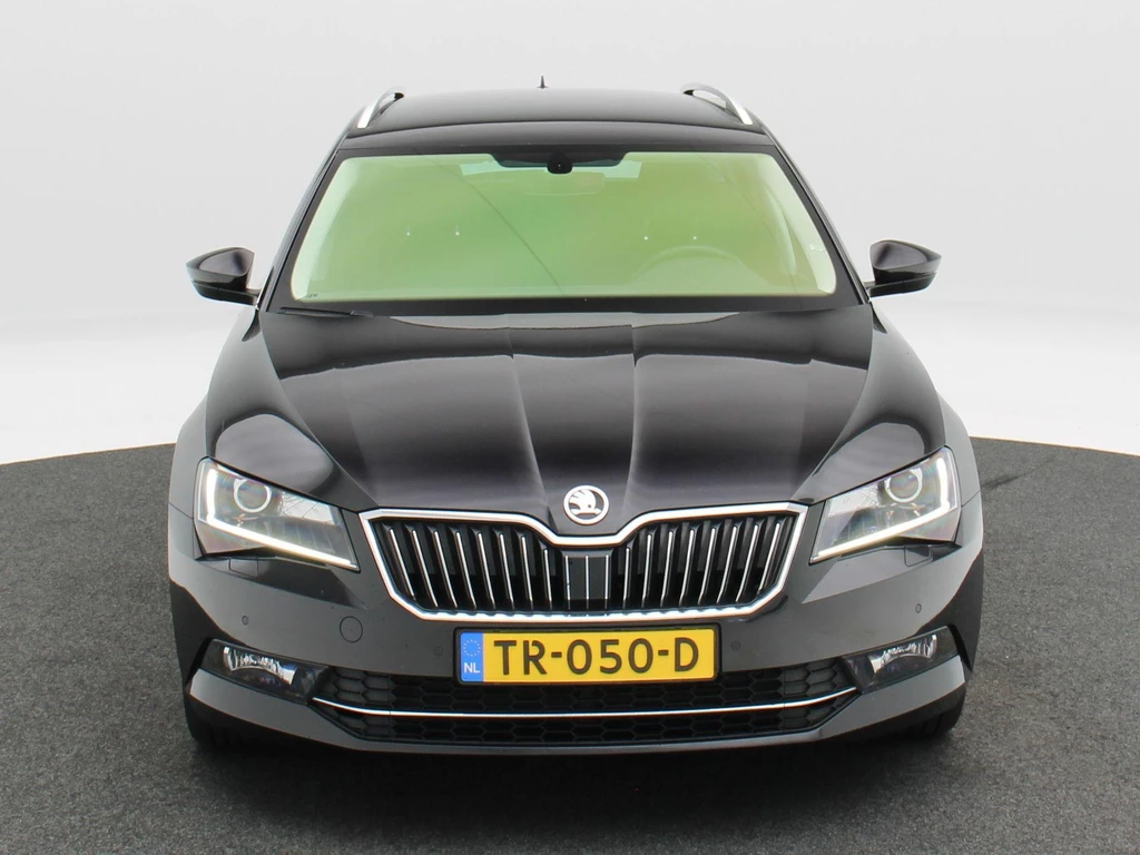 Škoda Superb – foto 6