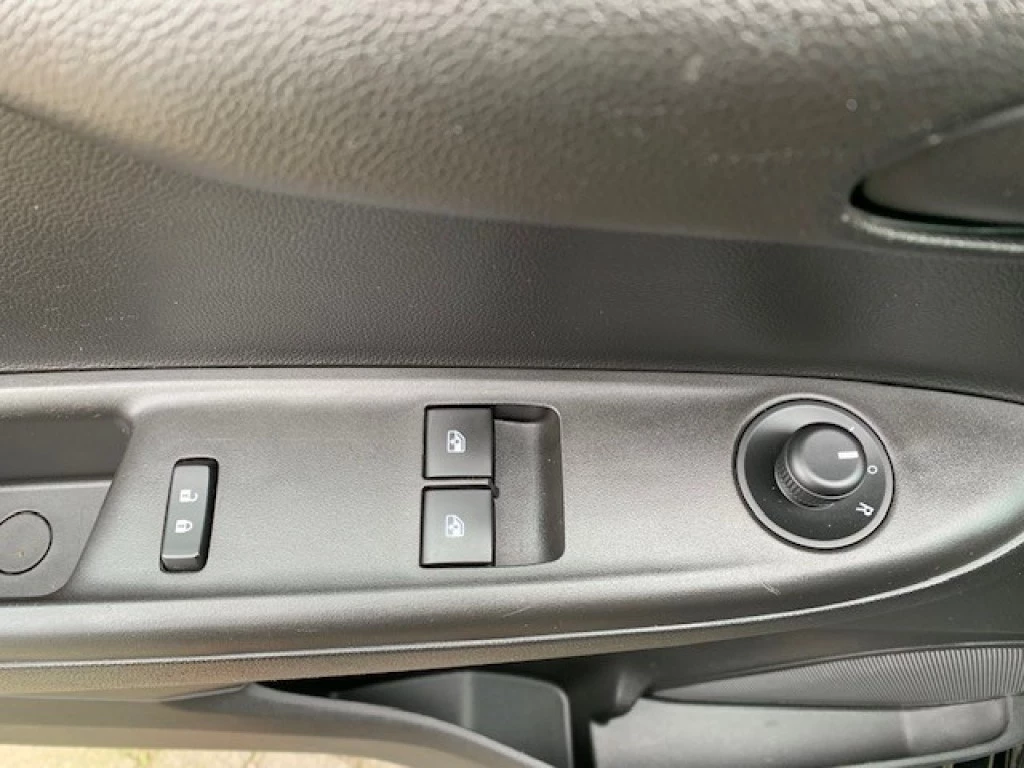 Opel KARL – foto 11
