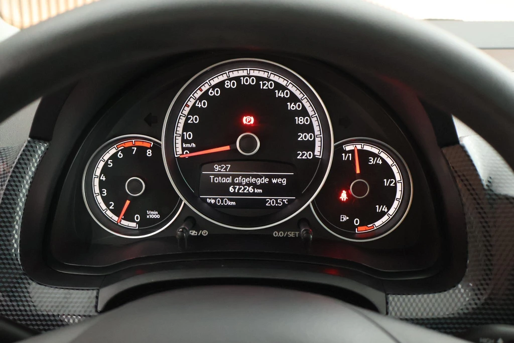 Volkswagen up! – foto 23