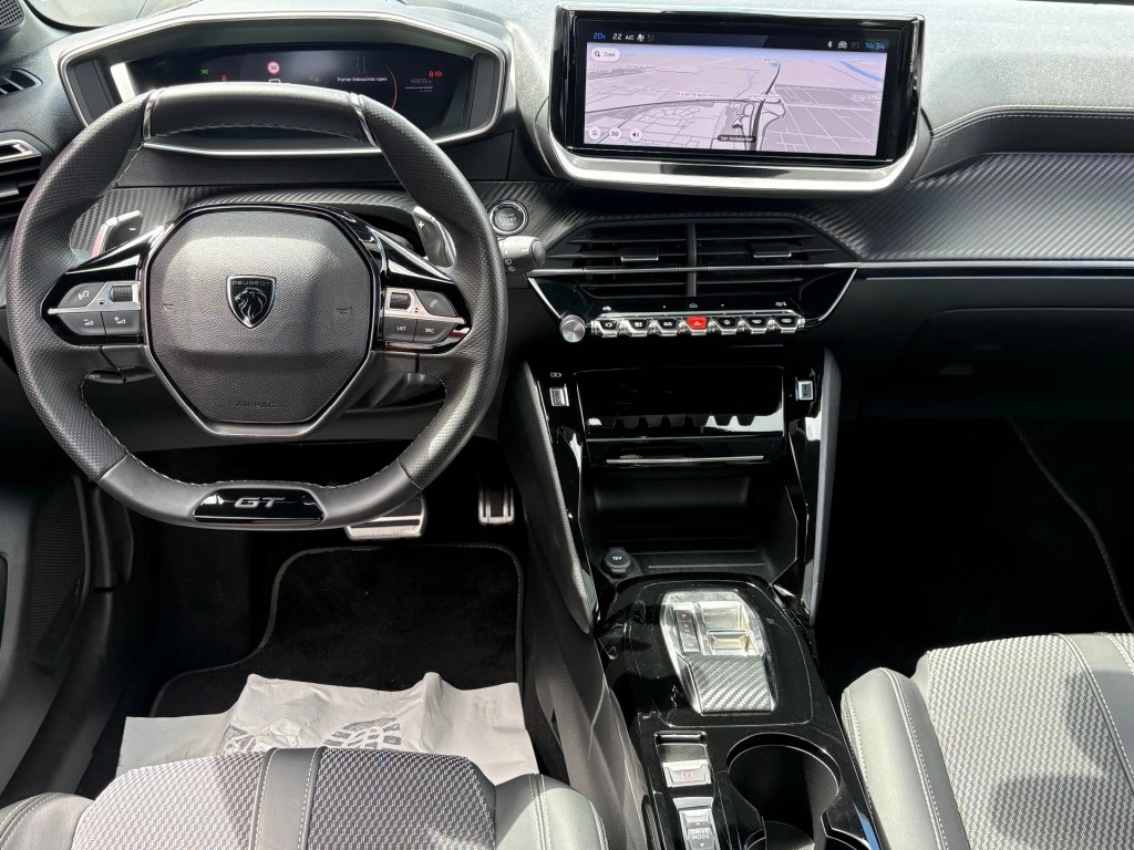 Peugeot 208 – foto 8