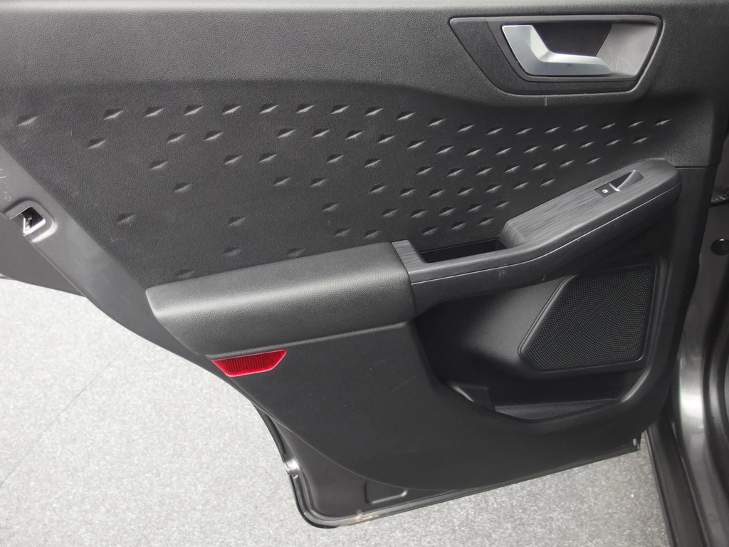 Ford Kuga – foto 32