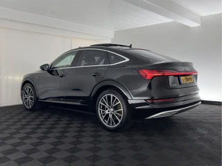 Audi e-tron – thumbnail 2