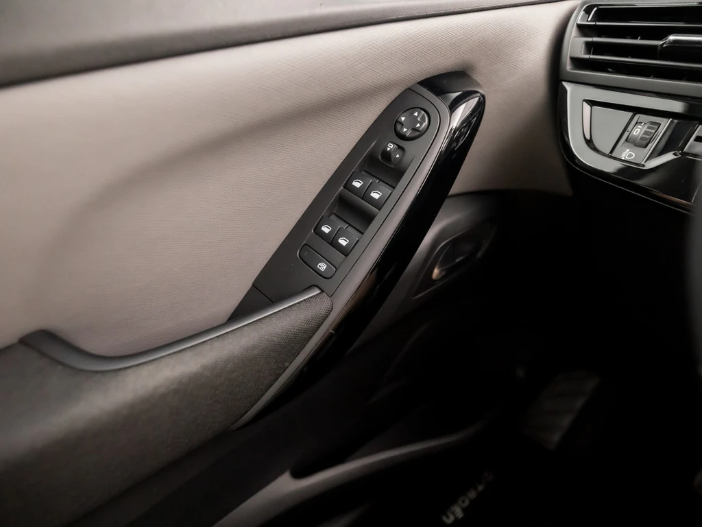 Citroën Grand C4 Picasso – foto 24