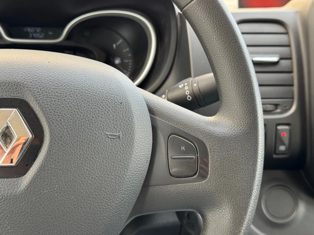 Renault Trafic – foto 12