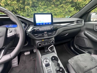 Ford Kuga – thumbnail 11