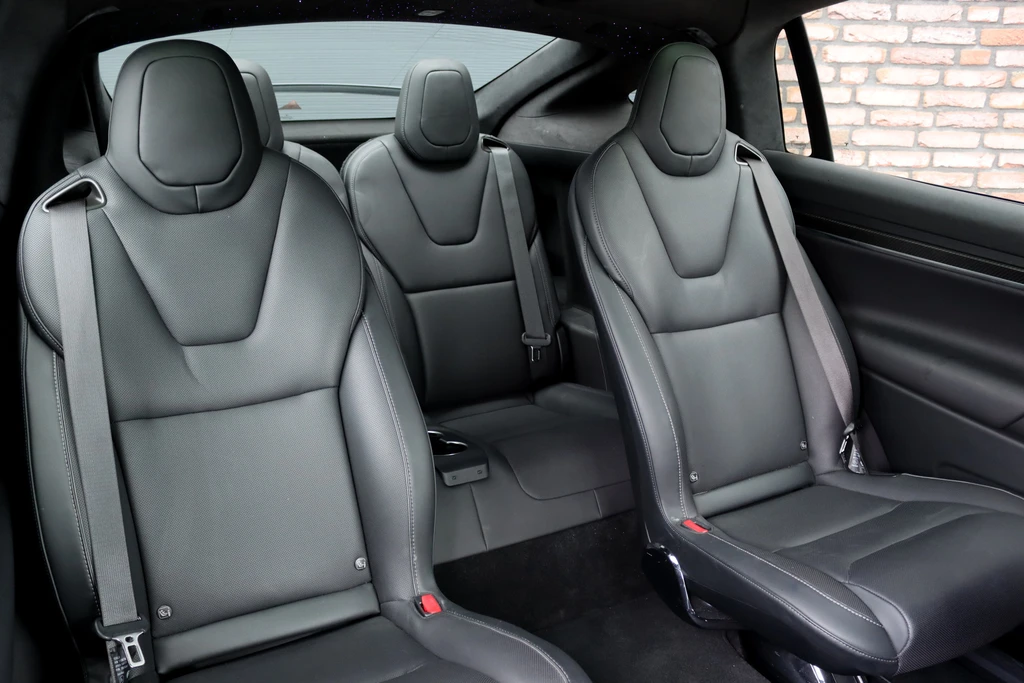 Tesla Model X – foto 15